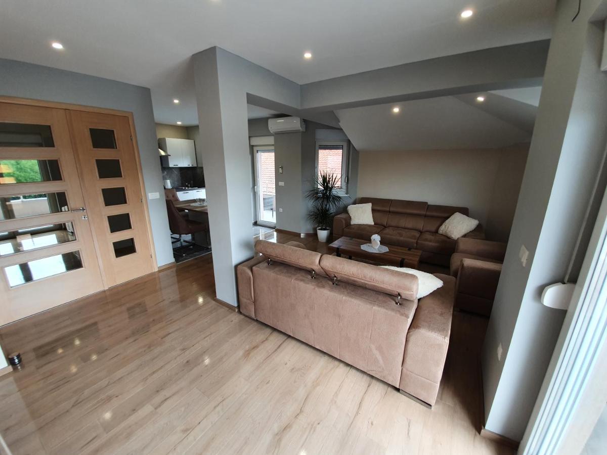 Apartman Bozur **** Satnica Dakovacka Extérieur photo